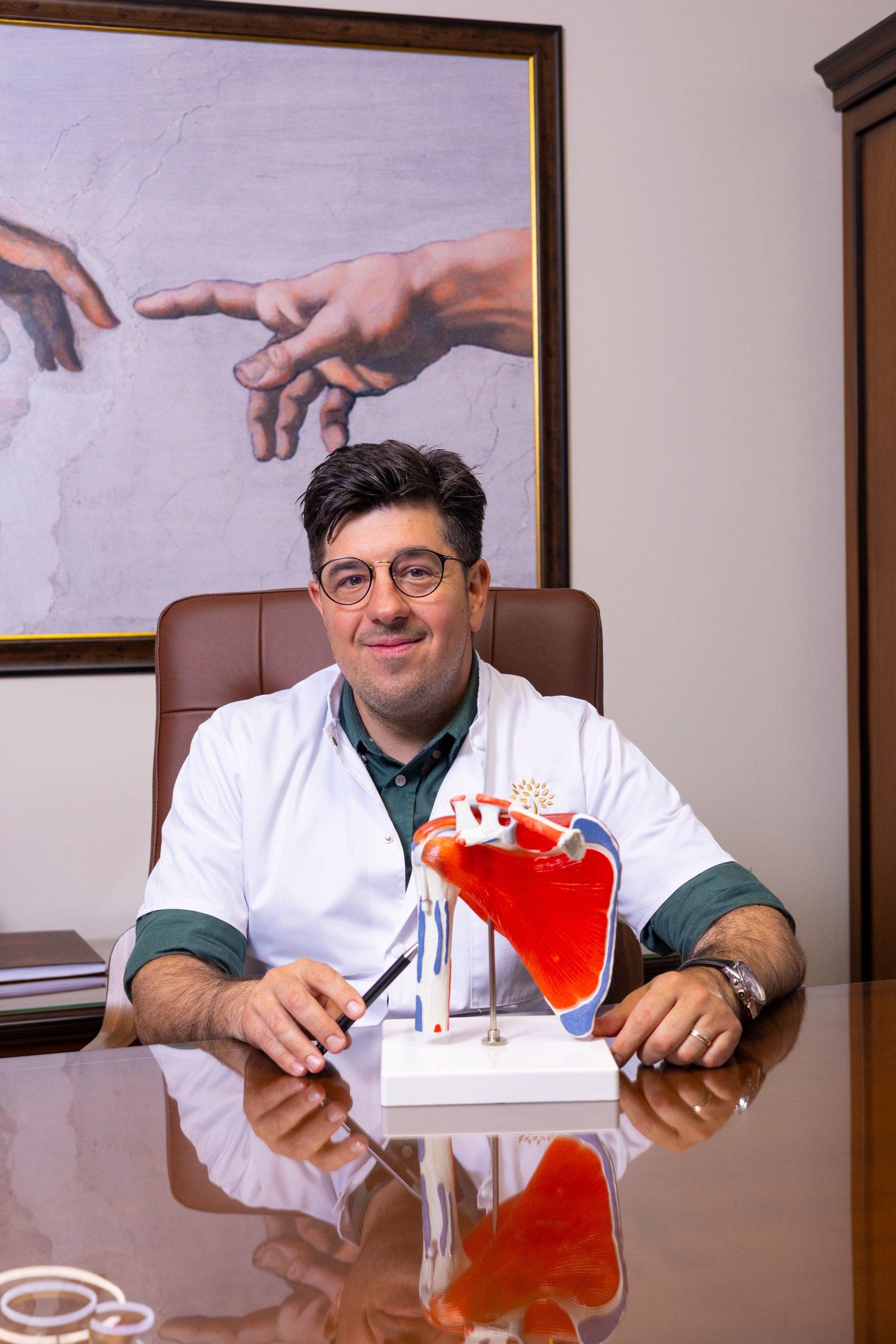 Dr. Botnari Alexei cabinet ortopedie Clinica Ortogam